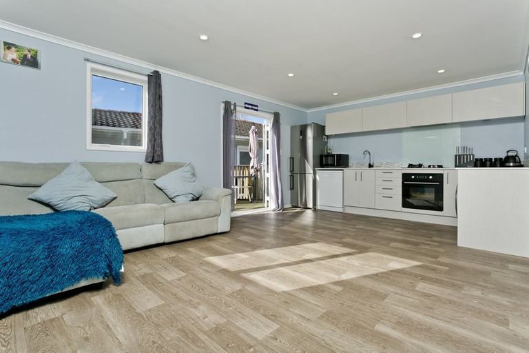 Photo of property in 62 Kia Ora Road, Beach Haven, Auckland, 0626