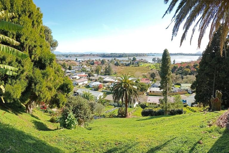 Photo of property in 37a Dingadee Street, Welcome Bay, Tauranga, 3112