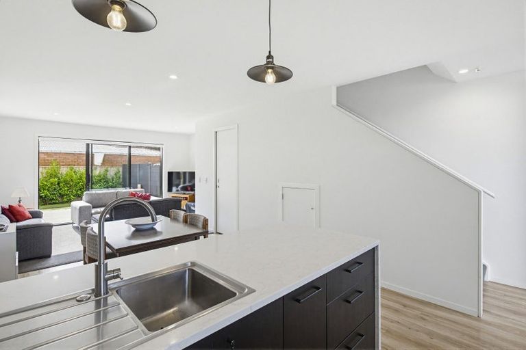 Photo of property in 69 Pipi Place, Levin, 5510