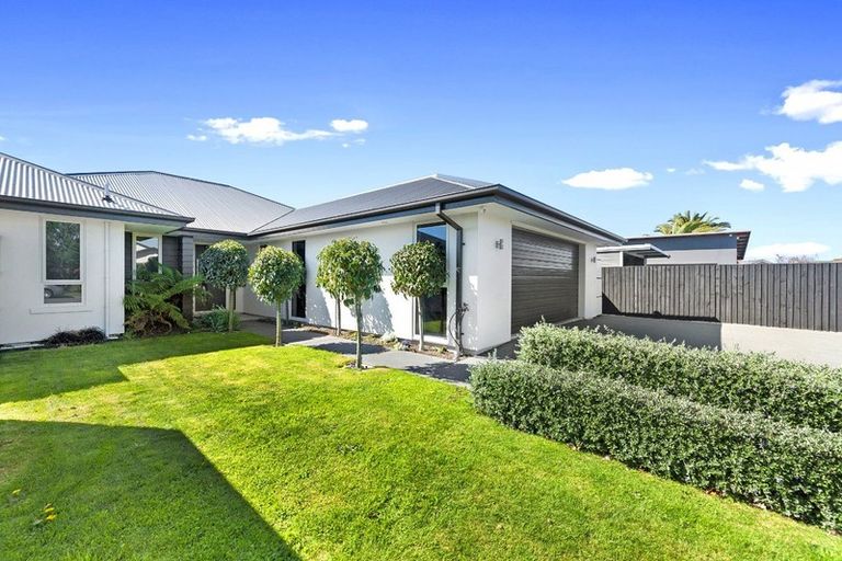 Photo of property in 5 Saint Keverne Close, Burwood, Christchurch, 8083