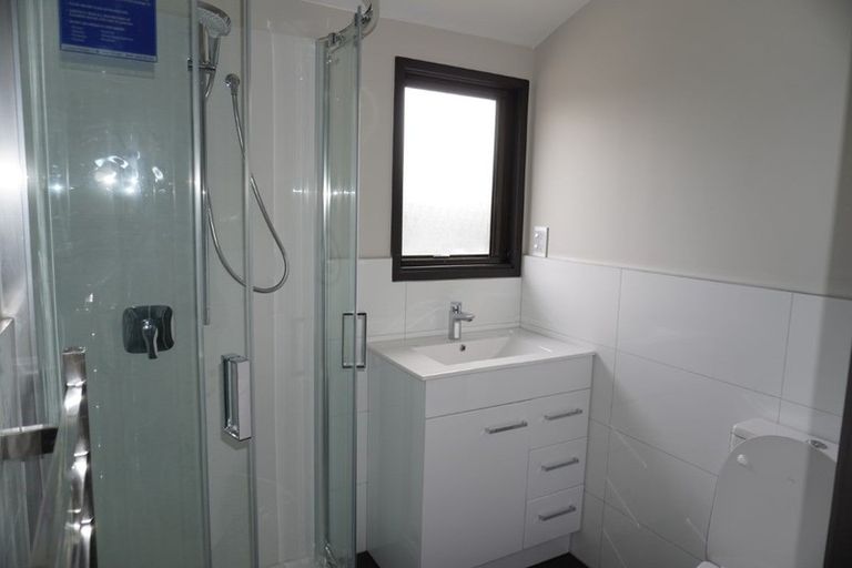 Photo of property in 16 Baltimore Place, Forrest Hill, Auckland, 0620
