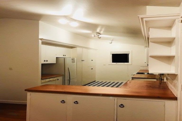 Photo of property in 957 Colombo Street, St Albans, Christchurch, 8014