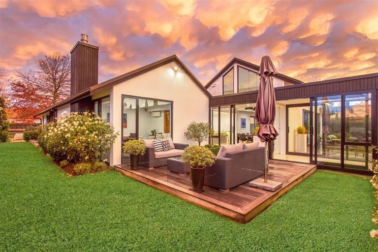 Photo of property in 15 Hampstead Lane, Prebbleton, 7604