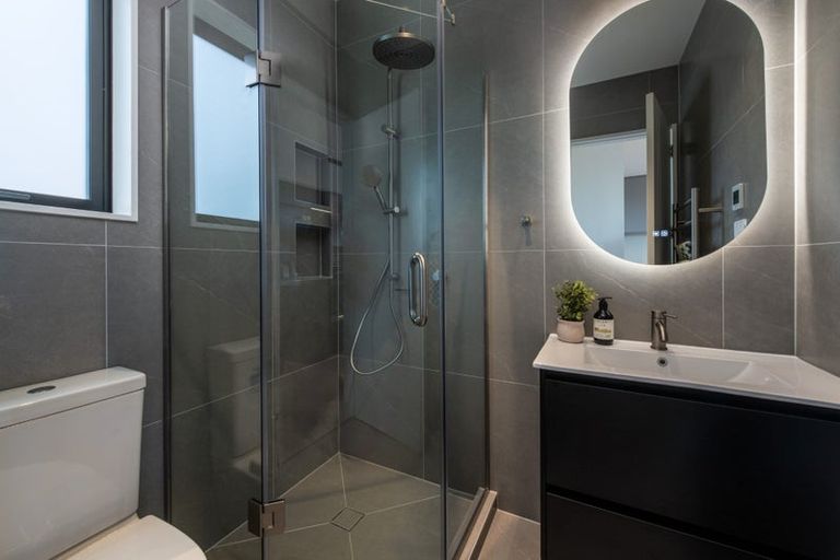 Photo of property in 12a Kowhai Road, Campbells Bay, Auckland, 0630