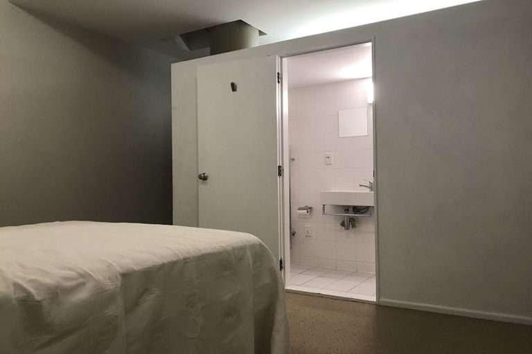 Photo of property in Hopper Street Apartments, 20u5 Hopper Street, Mount Cook, Wellington, 6011