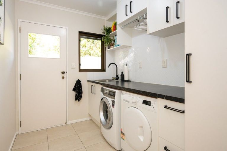 Photo of property in 2 Chestnut Court, Havelock North, 4130