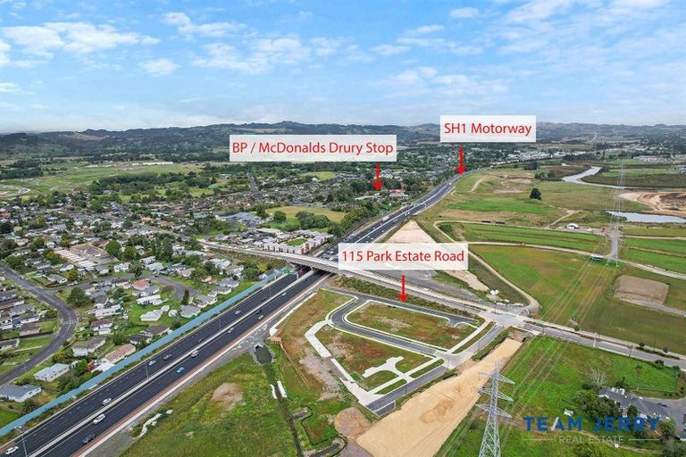 Photo of property in 115 Park Estate Road, Rosehill, Papakura, 2113