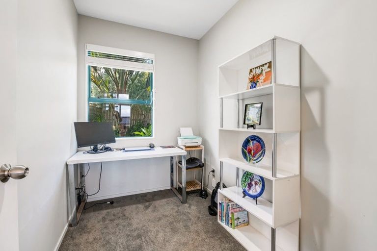 Photo of property in 12 Ascot Way, Orewa, 0931