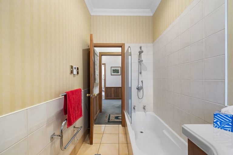 Photo of property in 7 Langston Avenue, Palmerston North, 4414