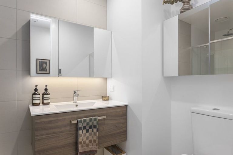 Photo of property in 103/6 Waikumete Road, Glen Eden, Auckland, 0602