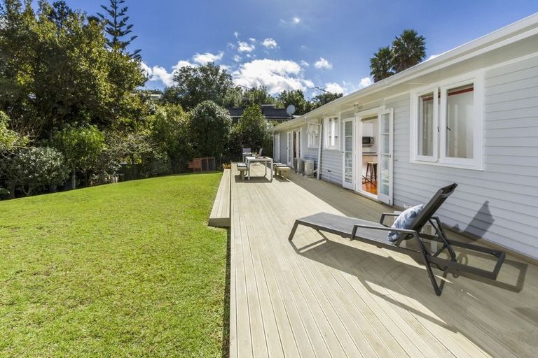 Photo of property in 1/17 Infidel Place, Torbay, Auckland, 0630