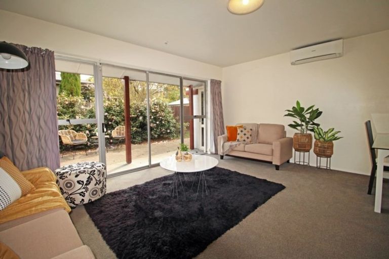 Photo of property in 2/27 Hendon Street, Edgeware, Christchurch, 8013
