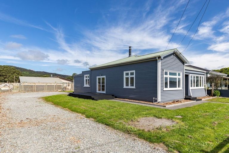 Photo of property in 99 Blake Street, Blaketown, Greymouth, 7805