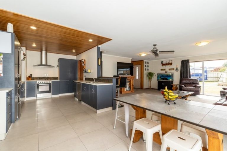 Photo of property in 11 Brookside Road, Rolleston, 7614