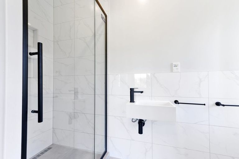 Photo of property in 23 Molyneux Close, Whitby, Porirua, 5024