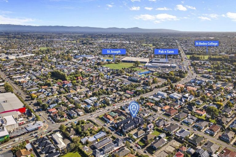 Photo of property in 8/3 Shearer Avenue, Papanui, Christchurch, 8052