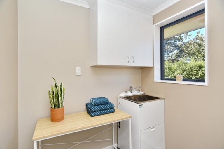 Photo of property in 40 Medina Crescent, Parklands, Christchurch, 8083