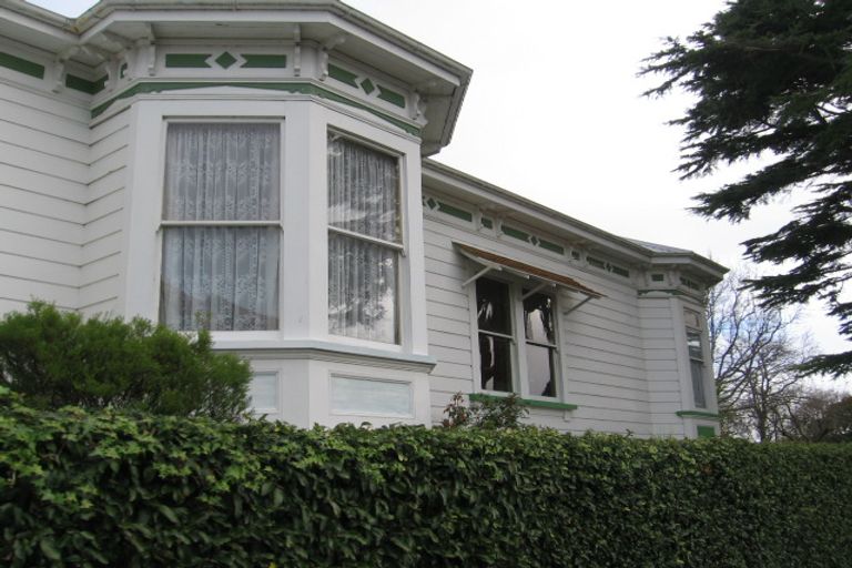 Photo of property in 10 Kings Court, Roslyn, Palmerston North, 4414