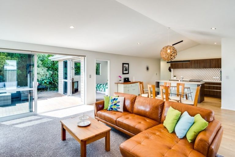 Photo of property in 2b Moeller Street, Taradale, Napier, 4112