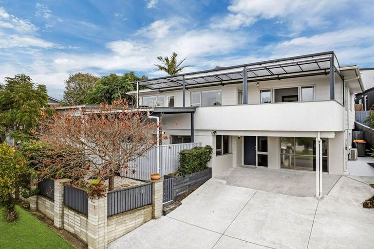 Photo of property in 4 Bacot Place, Howick, Auckland, 2014