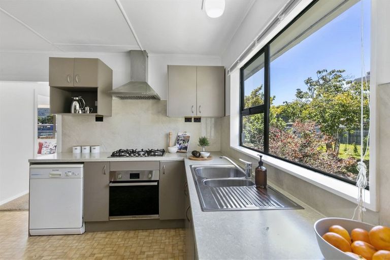 Photo of property in 23 Hinau Grove, Wainuiomata, Lower Hutt, 5014