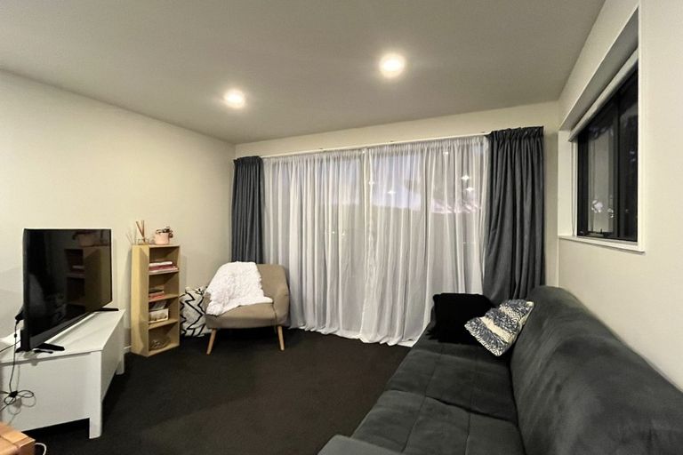 Photo of property in 69u7 Sheridan Terrace, Johnsonville, Wellington, 6037