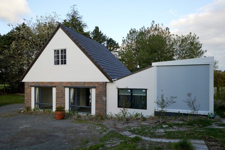 Photo of property in 150 Nixon Road, Taupaki, Henderson, 0782