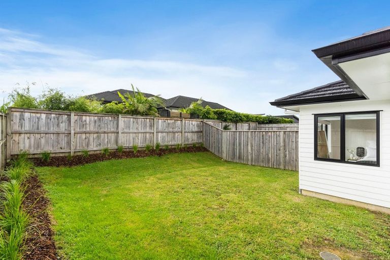 Photo of property in 3 Tilly Lane, Huapai, Kumeu, 0810