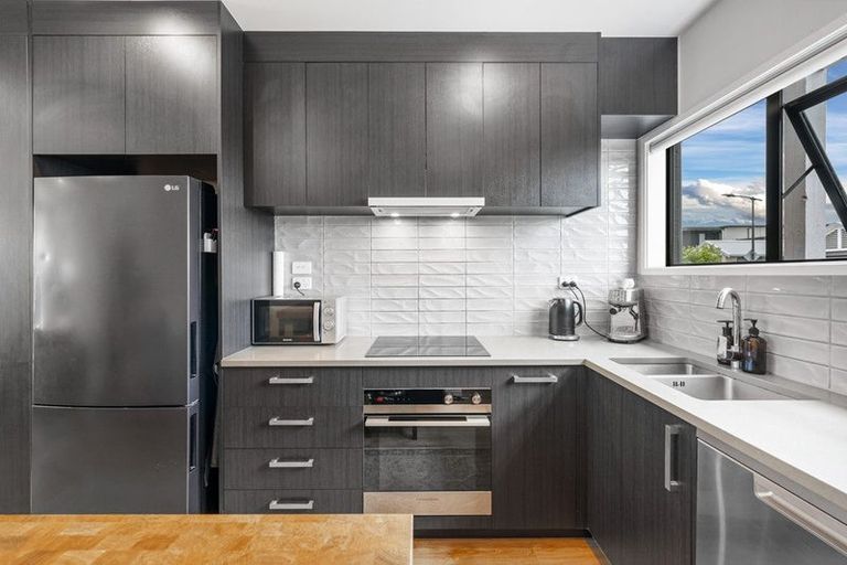 Photo of property in 45 Treloar Crescent, Hobsonville, Auckland, 0616