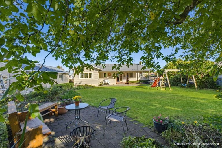 Photo of property in 61 Barraud Street, Dannevirke, 4930