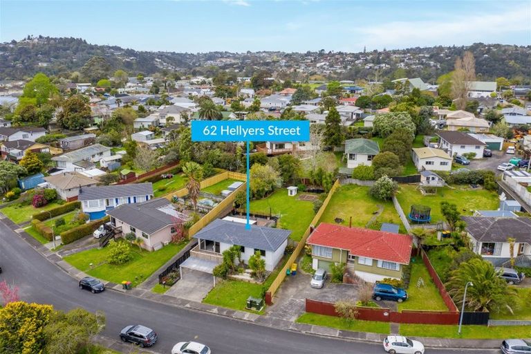 Photo of property in 62 Hellyers Street, Birkdale, Auckland, 0626