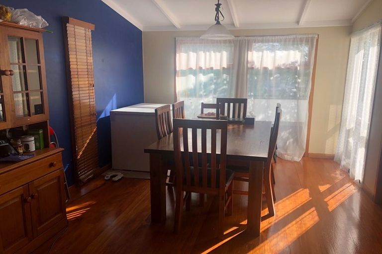 Photo of property in 1 Rosalind Road, Glenfield, Auckland, 0629
