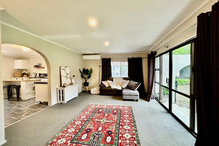 Photo of property in 53 Flanders Avenue, Onekawa, Napier, 4110