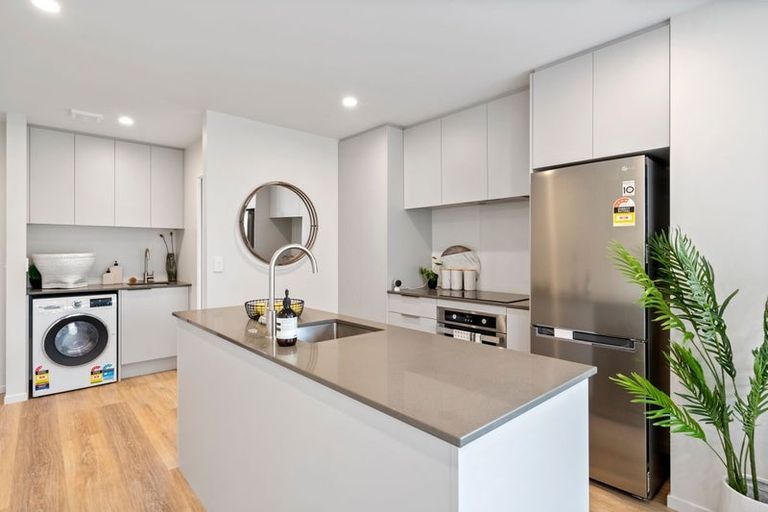 Photo of property in 1/25 Bush Street, Naenae, Lower Hutt, 5011