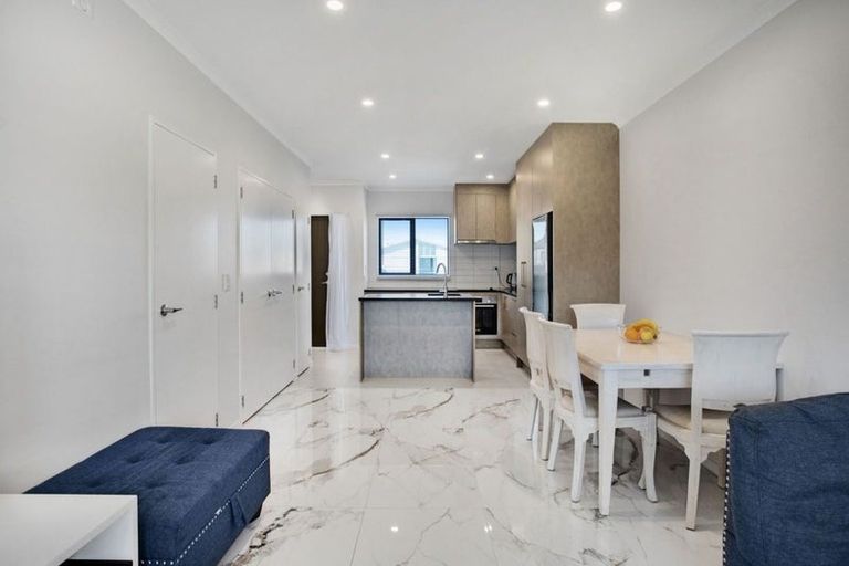 Photo of property in 21a Ventura Street, Mangere, Auckland, 2022