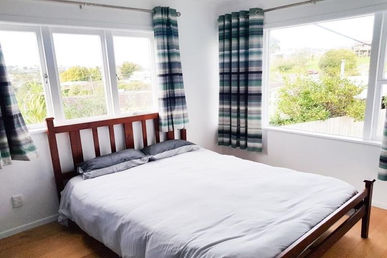 Photo of property in 47b Matai Road, Stanmore Bay, Whangaparaoa, 0932