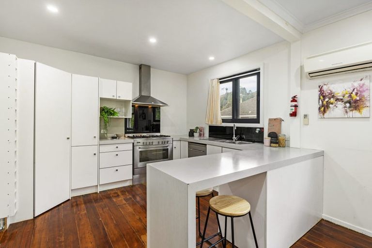 Photo of property in Peregrine Flats, 81a Ward Street, Wallaceville, Upper Hutt, 5018