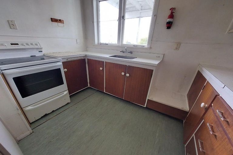 Photo of property in 11 Keegan Drive, Massey, Auckland, 0614