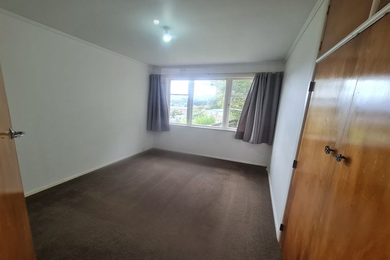 Photo of property in 28 Arapiko Street, Johnsonville, Wellington, 6037