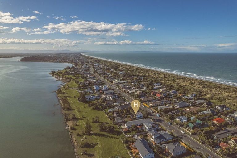 Photo of property in 104 Rocking Horse Road, Southshore, Christchurch, 8062