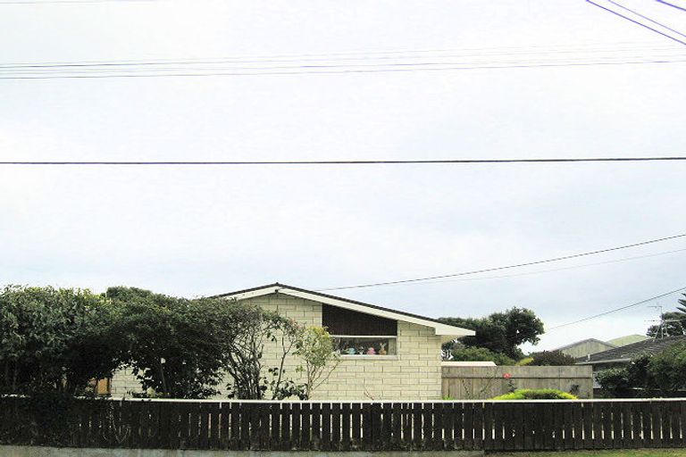 Photo of property in 72b Seaview Road, Paraparaumu Beach, Paraparaumu, 5032