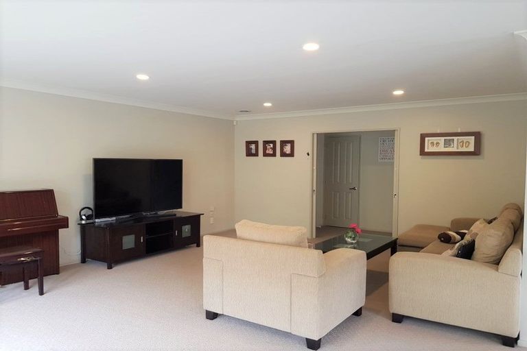 Photo of property in 49 Staithes Drive North, Whitby, Porirua, 5024