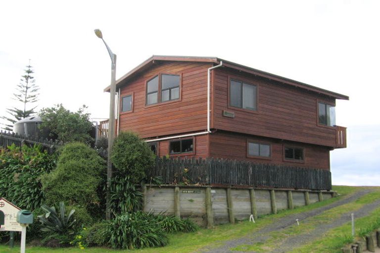 Photo of property in 21 Wigmore Crescent, Hahei, Whitianga, 3591