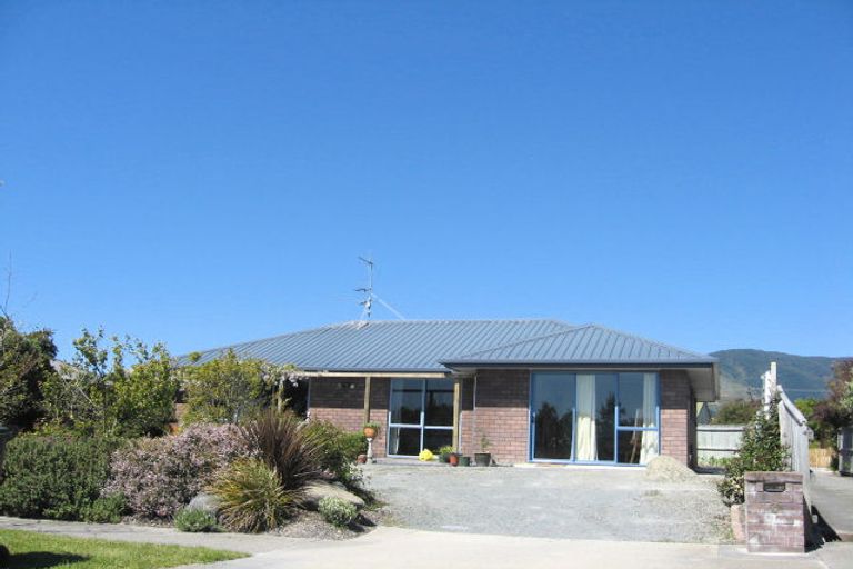 Photo of property in 3 Duffy Place, Stoke, Nelson, 7011