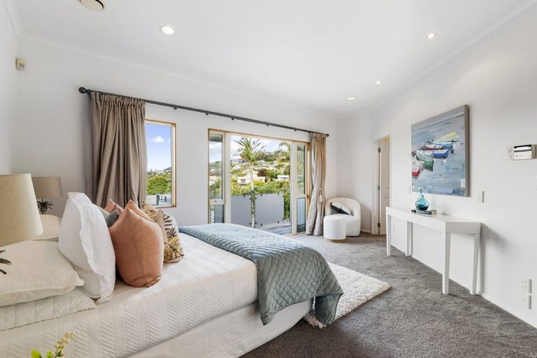 Photo of property in 71 William Bayes Place, Red Beach, 0932