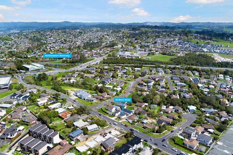 Photo of property in 28c Moire Road, Massey, Auckland, 0614