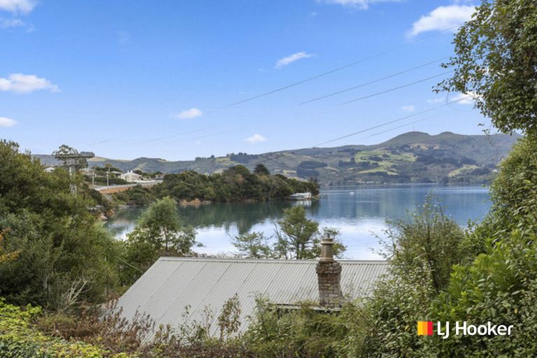 Photo of property in 2 Bacon Street, Broad Bay, Dunedin, 9014