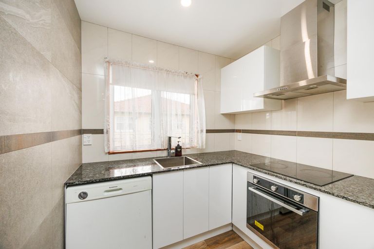 Photo of property in 5/288 College Street, West End, Palmerston North, 4410