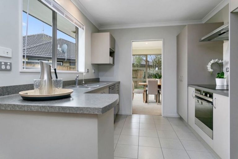 Photo of property in 16 Jasmine Place, Cambridge, 3434