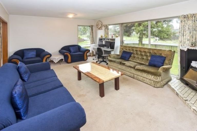 Photo of property in 34 Mascot Avenue, Mangere, Auckland, 2022